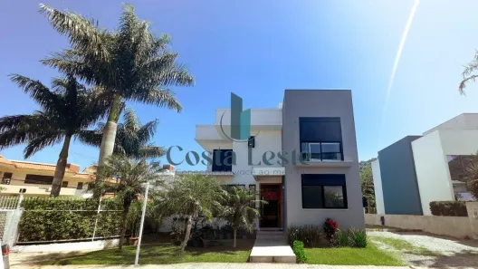 Casa de Condomínio com 4 Quartos à venda, 288m² no Canasvieiras, Florianópolis