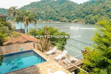 Casa com 4 Quartos à venda, 400m² no Itacuruçá, Mangaratiba