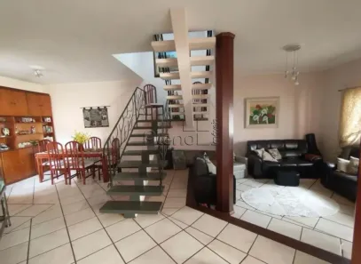 Sobrado com 3 Quartos à venda, 229m² no Jardim Regina, Indaiatuba
