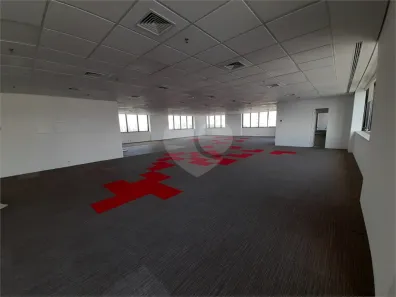 Sala Comercial para alugar, 162m² no Parque Industrial Tomas Edson, São Paulo