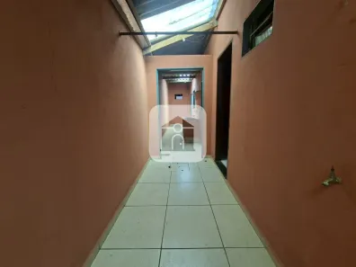 Casa com 2 Quartos para alugar, 80m² no Morumbi, Uberlândia