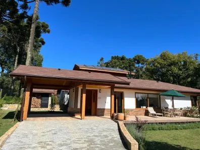 Casa com 2 Quartos à venda, 180m² no Monte Verde, Camanducaia
