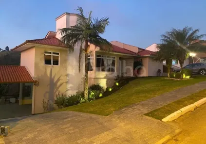 Casa de Condomínio com 4 Quartos à venda, 380m² no Bosque das Mansões, São José