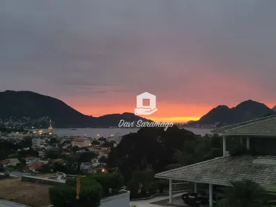 Casa com 3 Quartos à venda, 250m² no São Francisco, Niterói