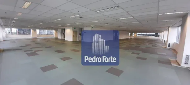 Sala Comercial para alugar, 1741m² no Chácara Itaim, São Paulo