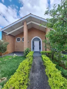 Casa com 3 Quartos à venda, 266m² no Jardim Siesta, Jacareí