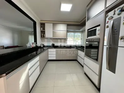 Casa com 7 Quartos à venda, 211m² no Gravatá, Navegantes