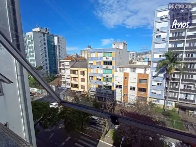 Sala Comercial com 4 Quartos à venda, 30m² no Azenha, Porto Alegre