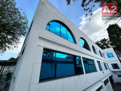 Prédio Comercial para alugar, 1000m² no Jardim Everest, São Paulo