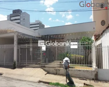 Casa com 8 Quartos à venda, 390m² no Todos os Santos, Montes Claros
