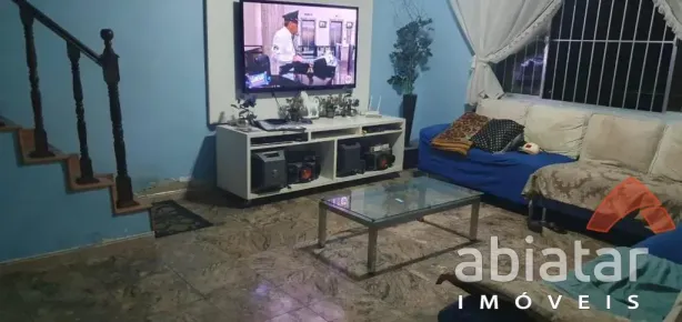 Sobrado com 3 Quartos à venda, 356m² no Jardim Iracema, Taboão da Serra