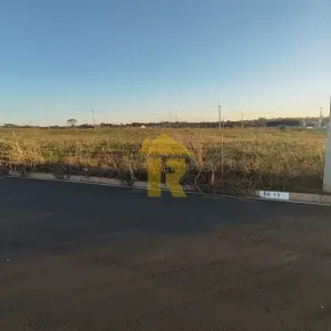 Lote/Terreno à venda, 203m² no , Guapiaçu