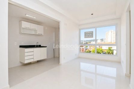 Apartamento com 3 Quartos à venda, 74m² no Santana, Porto Alegre