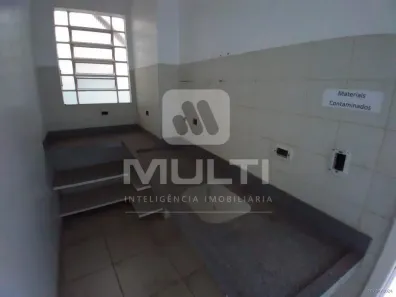 Imóvel Comercial com 5 Quartos à venda, 275m² no Centro, Uberlândia