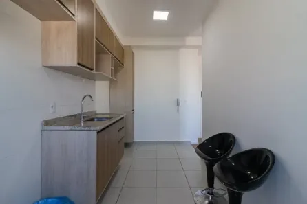 Apartamento com 1 Quarto para alugar, 43m² no Jardim Tupanci, Barueri