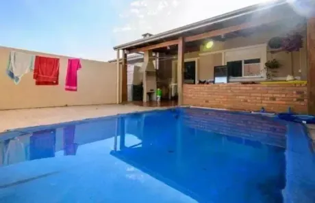 Casa com 2 Quartos à venda, 135m² no Hípica, Porto Alegre