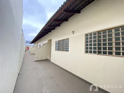 Casa com 2 Quartos para alugar, 54m² no Jardim América, Goiânia