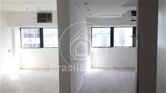 Imóvel Comercial à venda, 96m² no Copacabana, Rio de Janeiro