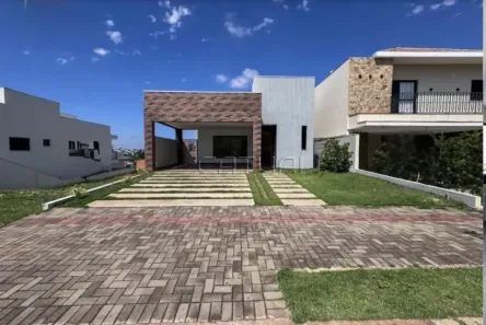 Casa de Condomínio com 3 Quartos para alugar, 180m² no Jardim Morumbi, Londrina