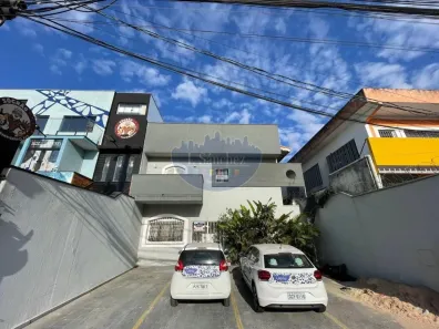 Imóvel Comercial com 3 Quartos para alugar, 350m² no Vila Virgínia, Itaquaquecetuba