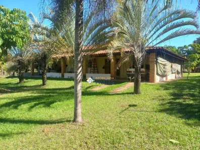 Fazenda/Sítio com 3 Quartos à venda, 300m² no Centro, São José do Rio Preto