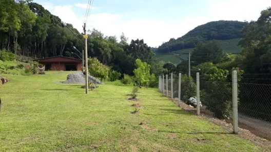 Fazenda/Sítio com 1 Quarto à venda, 23430m² no Área Rural de Farroupilha, Farroupilha