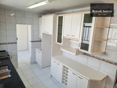 Apartamento com 3 Quartos à venda, 145m² no Mercês, Curitiba
