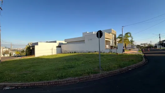 Lote/Terreno à venda, 240m² no Condomínio Izabel Mizobe, Álvares Machado