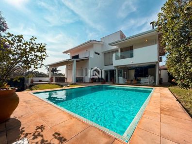 Casa de Condomínio com 3 Quartos para venda ou aluguel, 470m² no Granja Santa Maria, Carapicuíba
