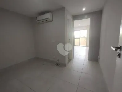 Sala Comercial à venda, 31m² no Recreio dos Bandeirantes, Rio de Janeiro