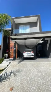 Casa de Condomínio com 3 Quartos à venda, 220m² no Cézar de Souza, Mogi das Cruzes