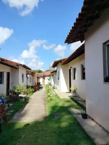 Casa de Condomínio com 2 Quartos para alugar, 100m² no Natal, Camaçari