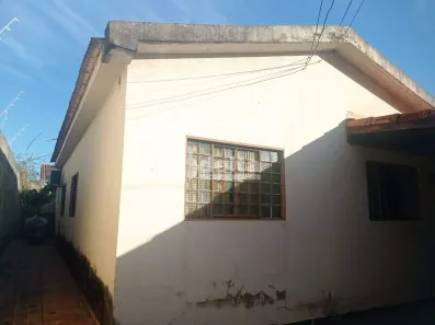 Casa com 3 Quartos à venda, 122m² no Planalto, Uberlândia