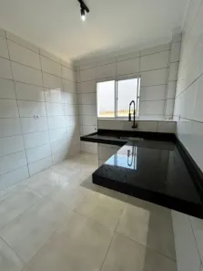 Casa com 2 Quartos à venda, 55m² no Samambaia, Praia Grande