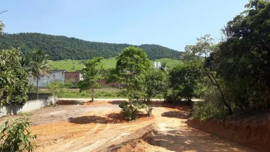 Lote/Terreno à venda, 2100m² no Bandeirantes, Tanguá