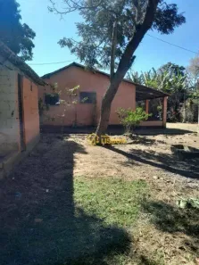 Fazenda/Sítio com 3 Quartos à venda, 200m² no Chácaras Santa Edwirges, Guaratinguetá