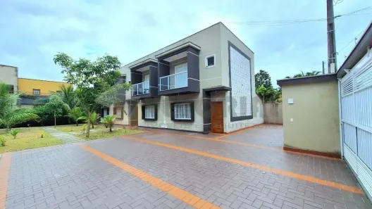 Sobrado com 2 Quartos à venda, 77m² no Massaguaçu, Caraguatatuba