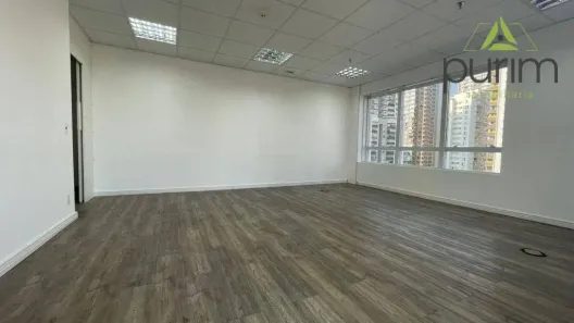 Sala Comercial para alugar, 44m² no Vila Dom Pedro I, São Paulo