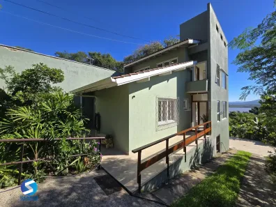 Casa com 3 Quartos à venda, 210m² no Belém Novo, Porto Alegre