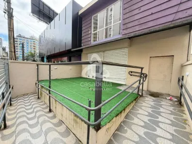Casa com 1 Quarto para alugar, 250m² no Gonzaga, Santos