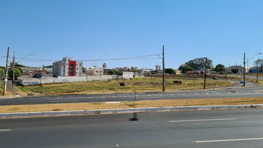 Lote/Terreno à venda, 3343m² no Brasil, Uberlândia