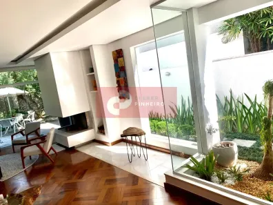 Casa com 3 Quartos para venda ou aluguel, 331m² no Jardim Novo Mundo, São Paulo