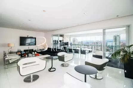 Apartamento com 3 Quartos à venda, 206m² no Vila Romana, São Paulo