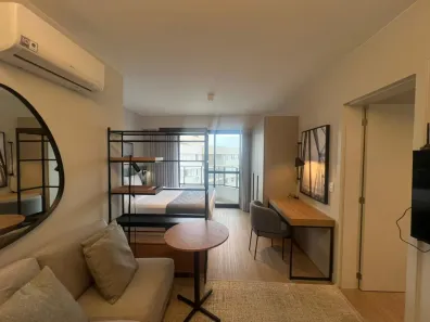 Apartamento com 1 Quarto para alugar, 28m² no Centro, Florianópolis