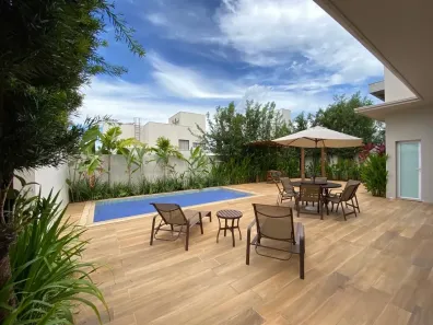 Casa de Condomínio com 3 Quartos à venda, 289m² no Nova Uberlândia, Uberlândia
