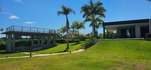 Casa de Condomínio com 3 Quartos à venda, 355m² no , Sertaneja