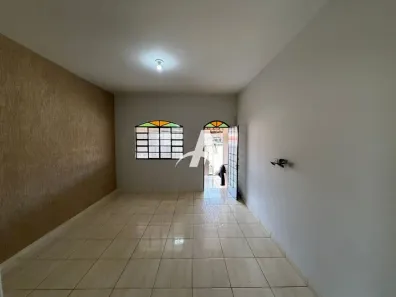Casa com 3 Quartos para alugar, 120m² no Brasil, Uberlândia
