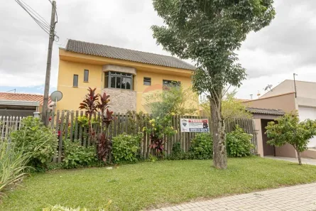 Casa com 4 Quartos à venda, 226m² no Fanny, Curitiba