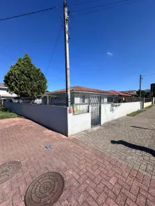 Imóvel Comercial com 3 Quartos à venda, 200m² no Centro, Piraquara