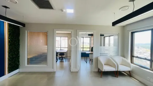 Sala Comercial à venda, 92m² no Parque Residencial Aquarius, São José dos Campos